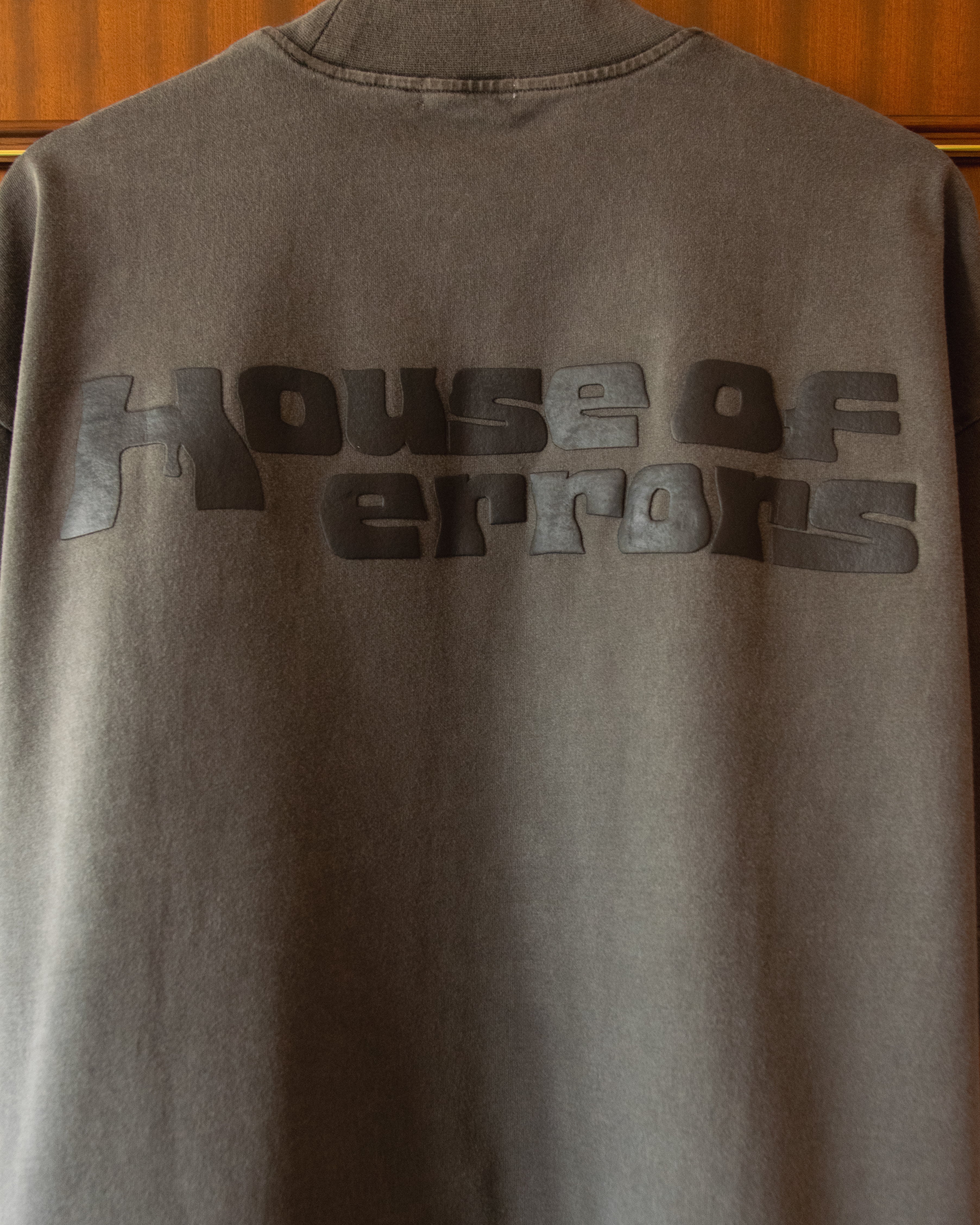 ALL-SEEING HEAVYWEIGHT TEE IN SABLE - Image 4