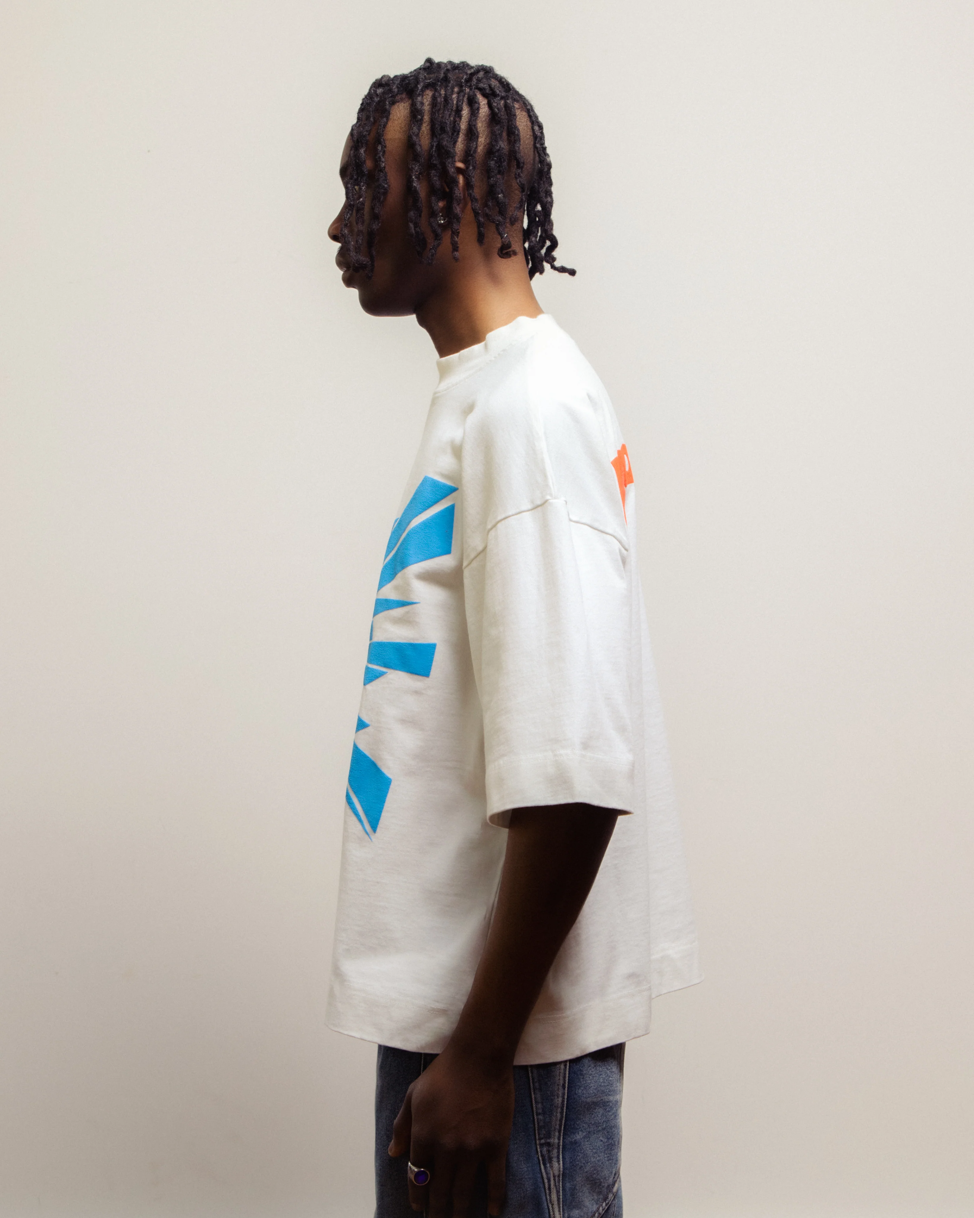 ALL-SEEING HEAVYWEIGHT TEE IN WHITE - Image 8