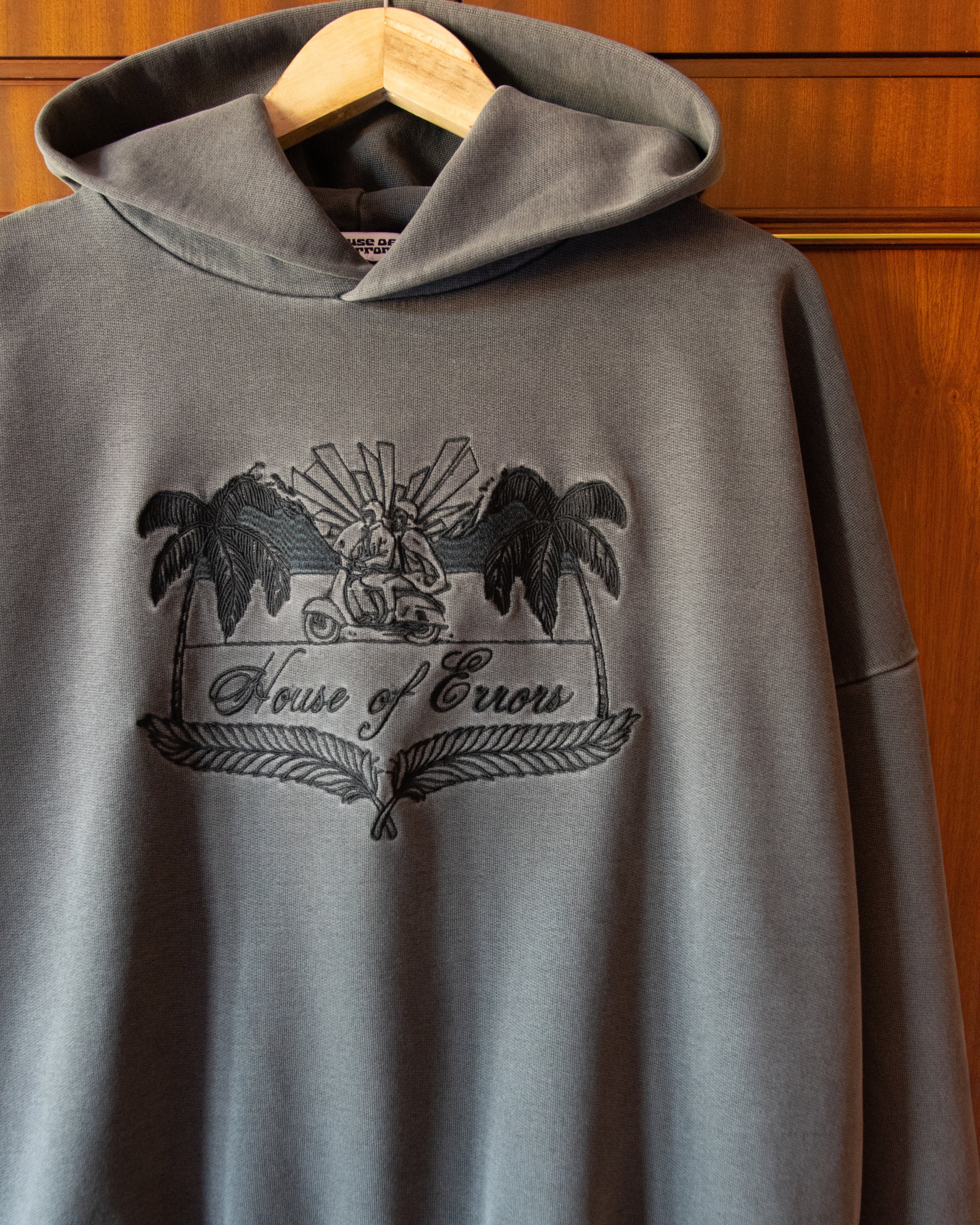 CREST HOODIE IN SABLE - Image 5