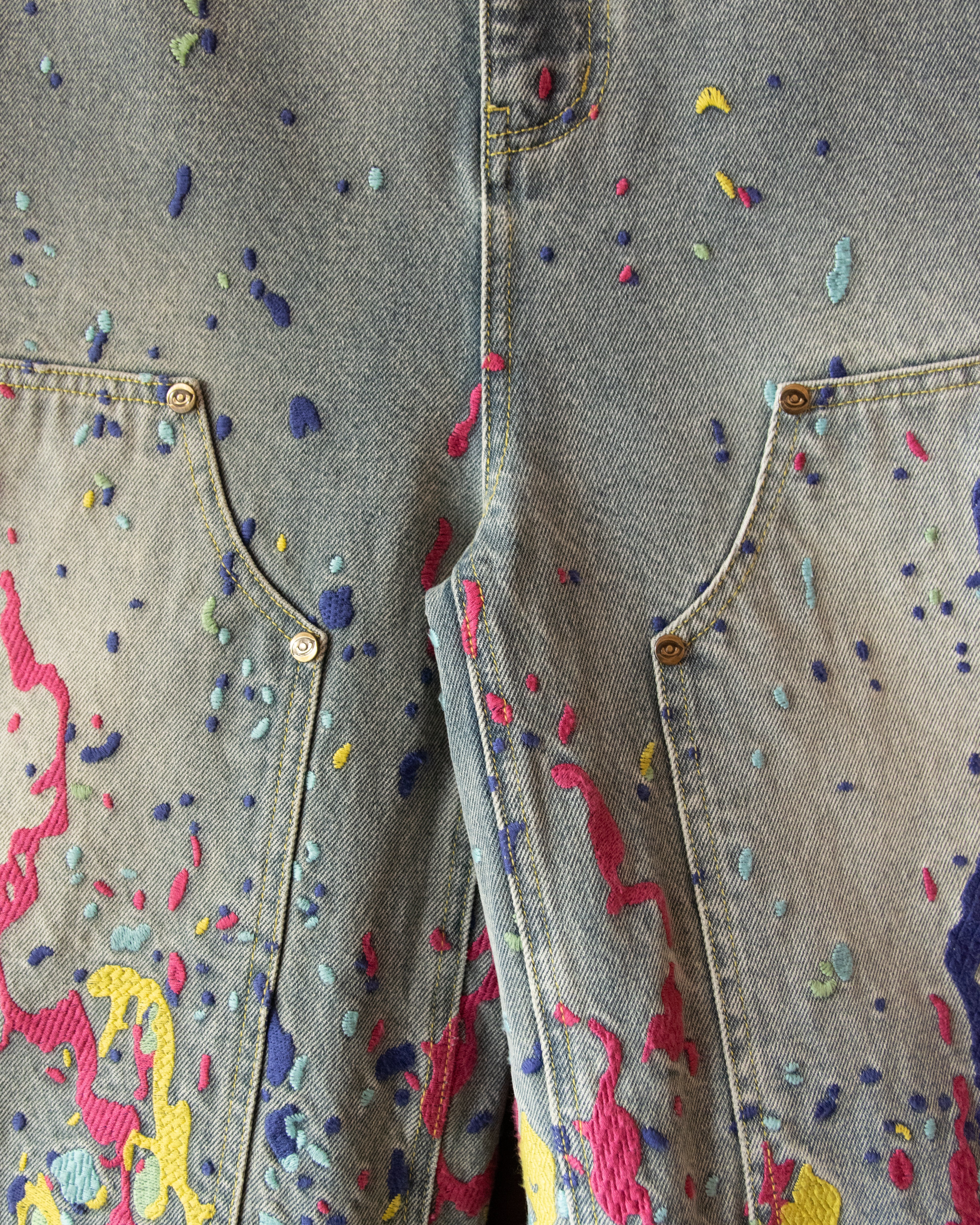 EMBROIDERED CARPENTER DENIM SHORTS - Image 4