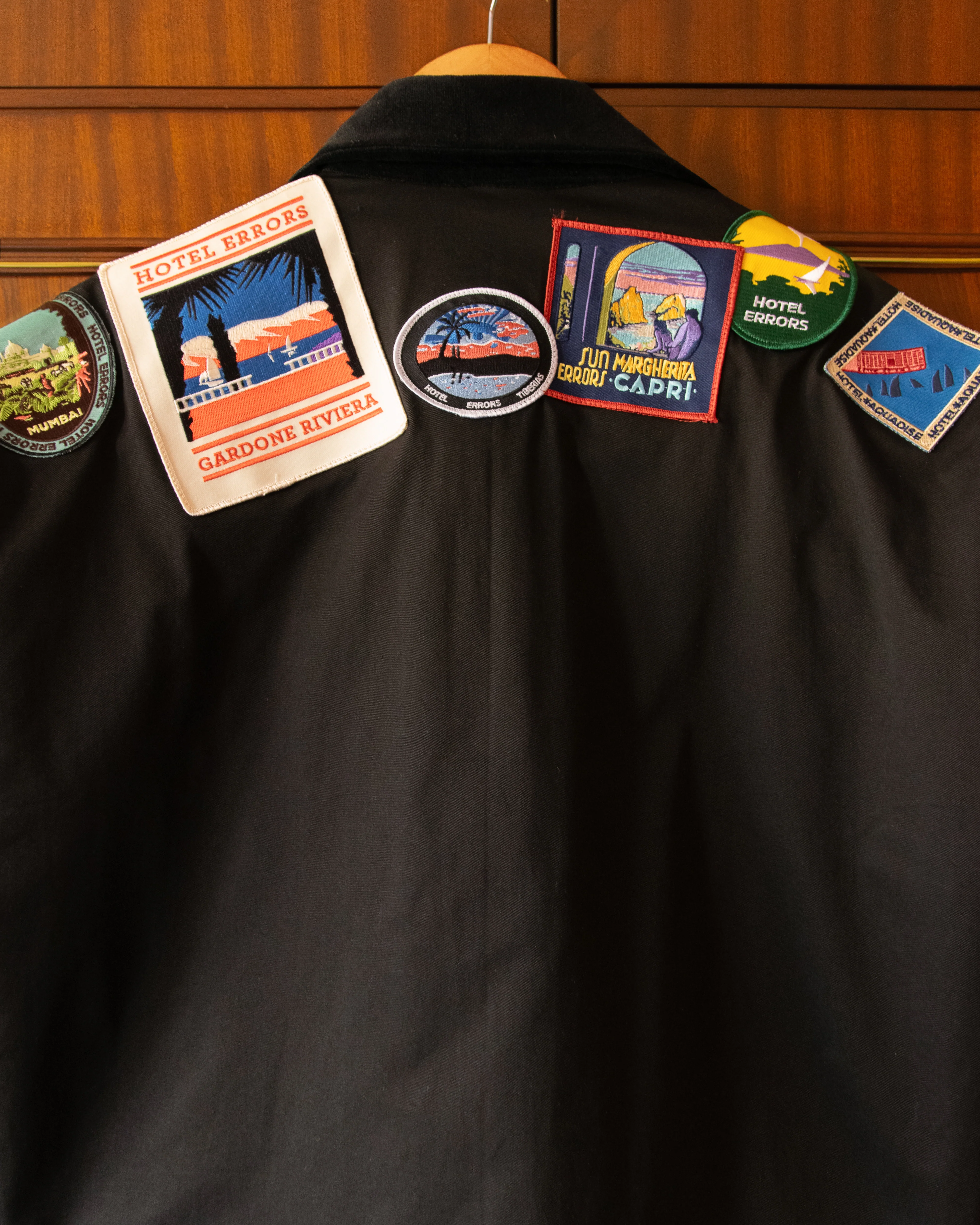 HOTEL ERRORS PATCH JACKET IN BLACK - Image 6