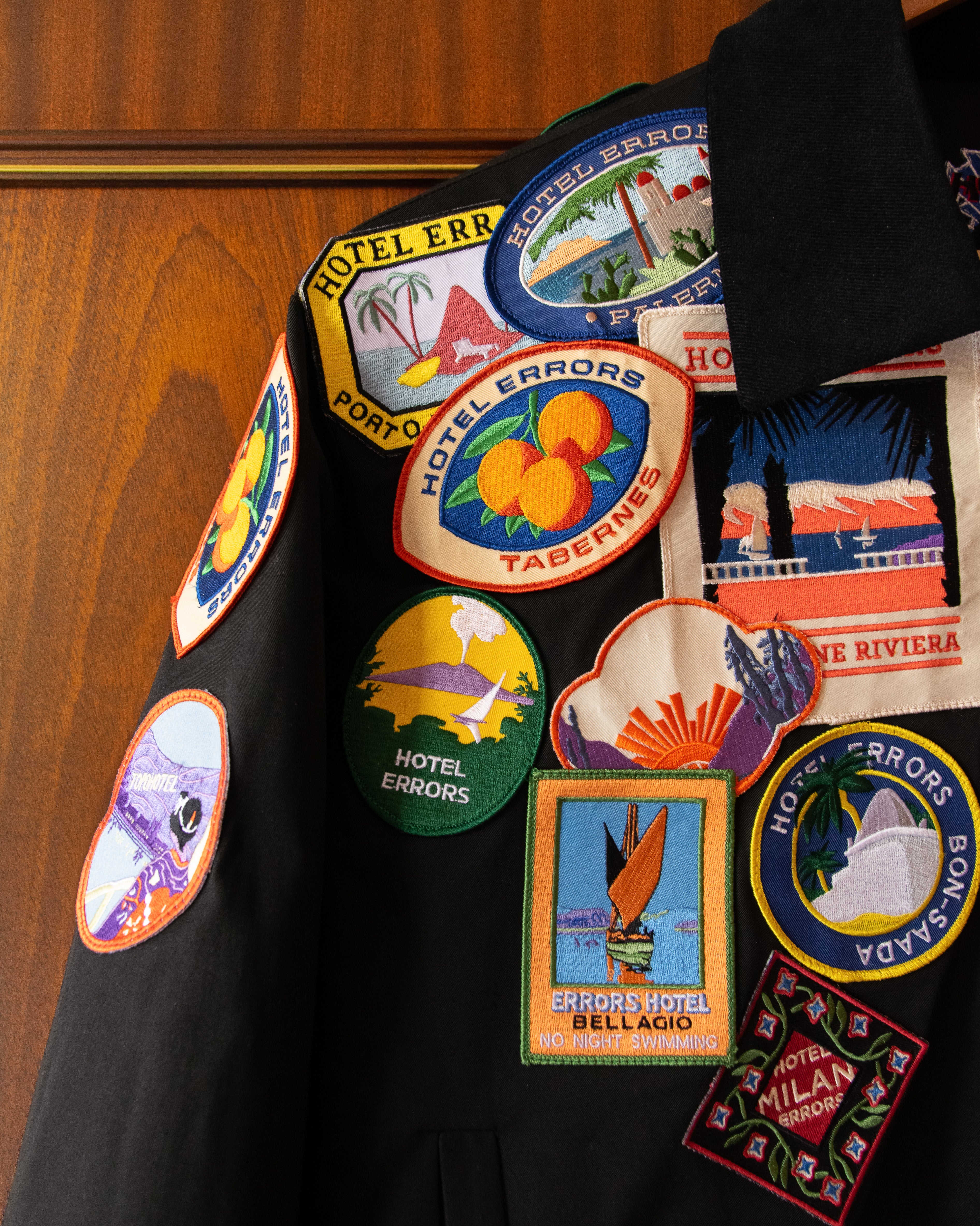 HOTEL ERRORS PATCH JACKET IN BLACK - Image 8