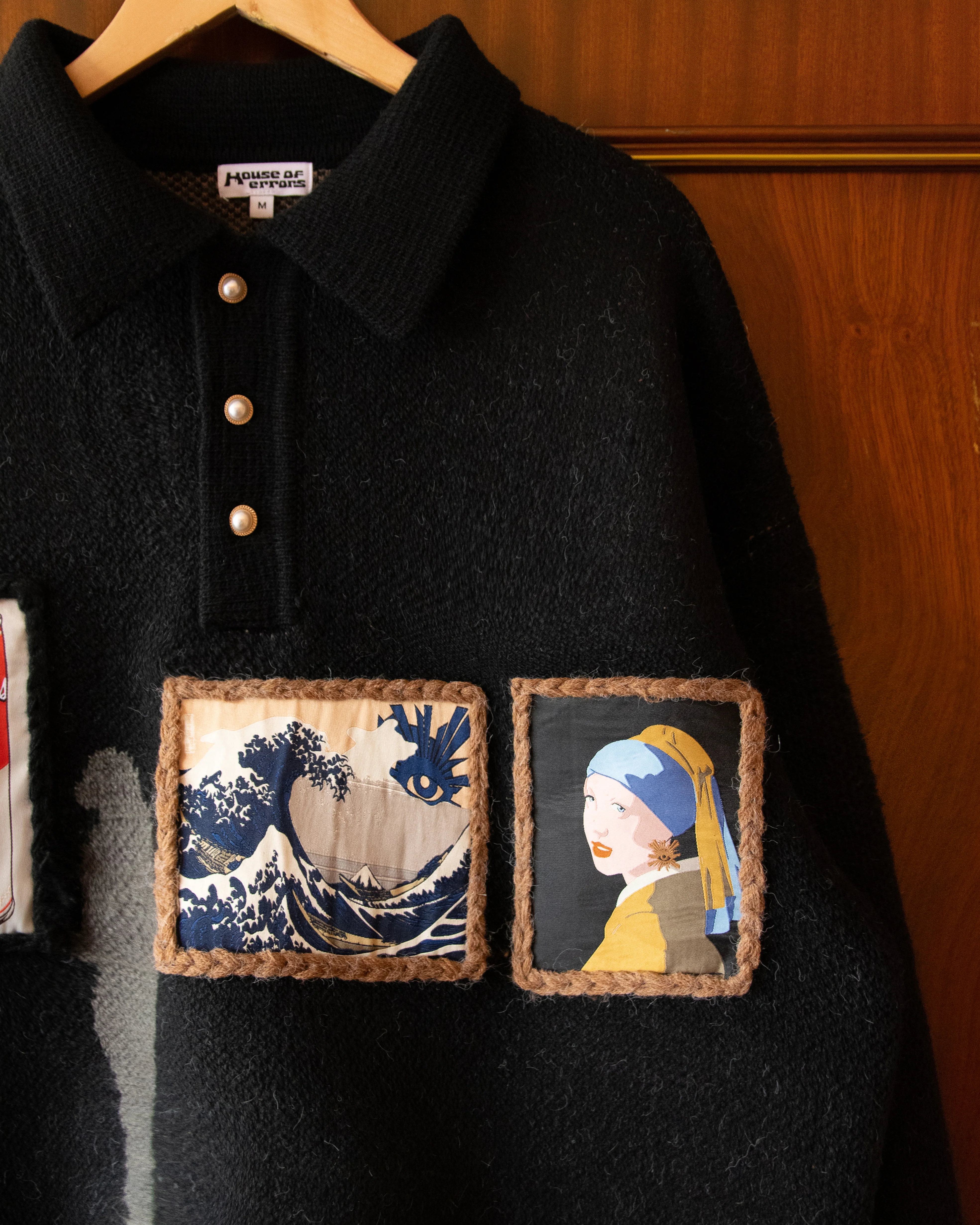 KNITTED GALLERY SWEATER IN BLACK - Image 6