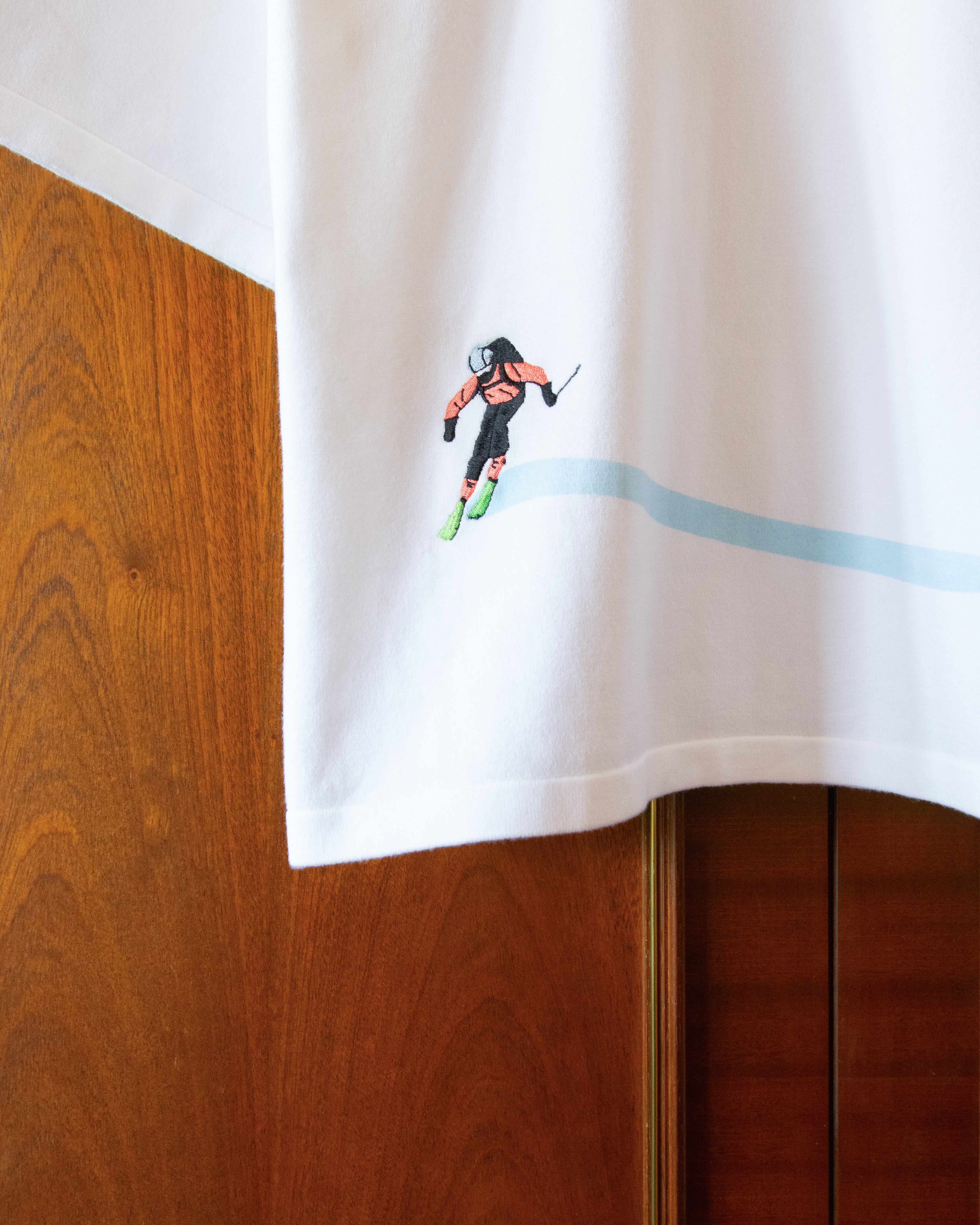 KNITTED SKIER TEE - Image 6