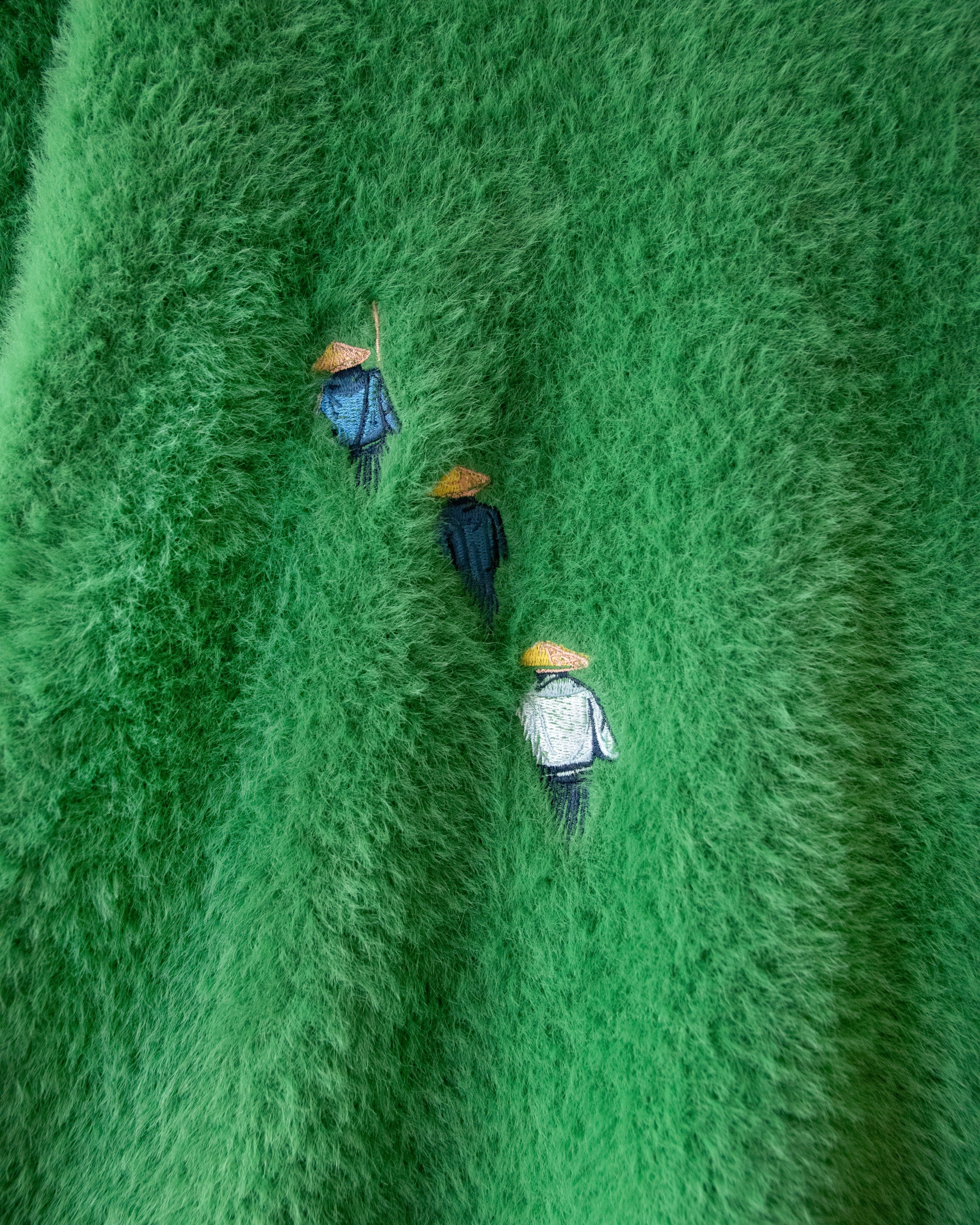 SHAGGY KNITTED EXPLORERS SWEATER - Image 3