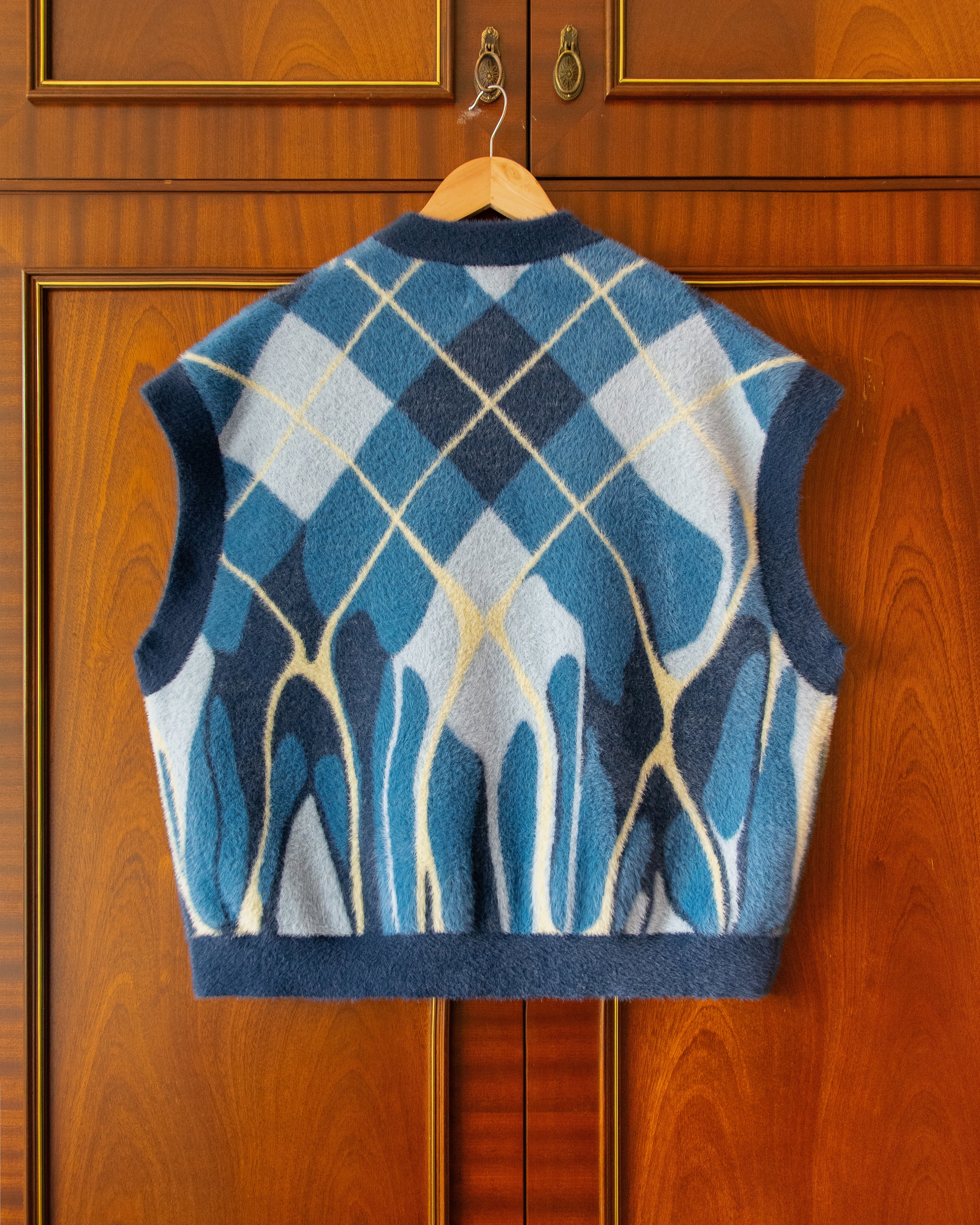 SHAGGY KNITTED SWEATER VEST - Image 3